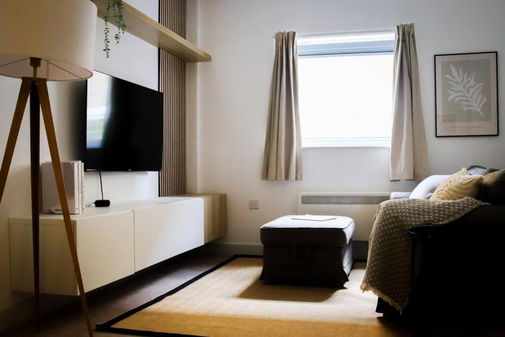 Luxurious Fully Equipped Cowley 1 Bed Apartment With Free Parking Oxford Exterior photo